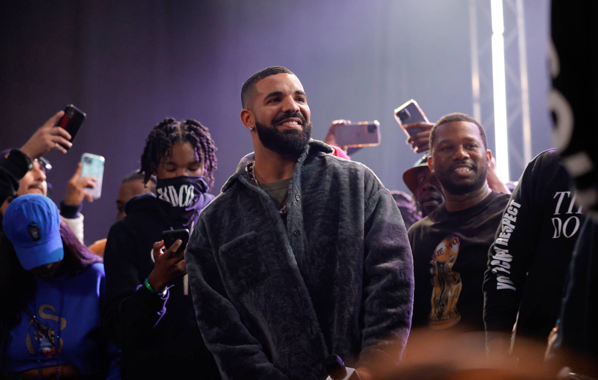 Drake speaks onstage during Drake's Till Death Do Us Part rap battle on October 30, 2021 in Long Beach, California. (Photo by Amy Sussman/Getty Images)