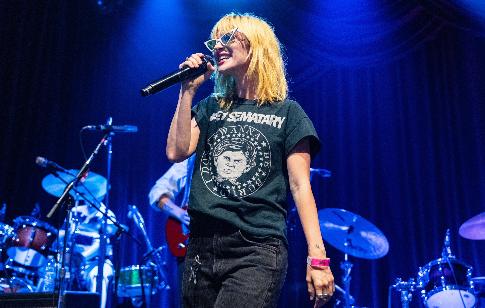 Hayley Williams performing live on stage, photo by Erika Goldring/Getty