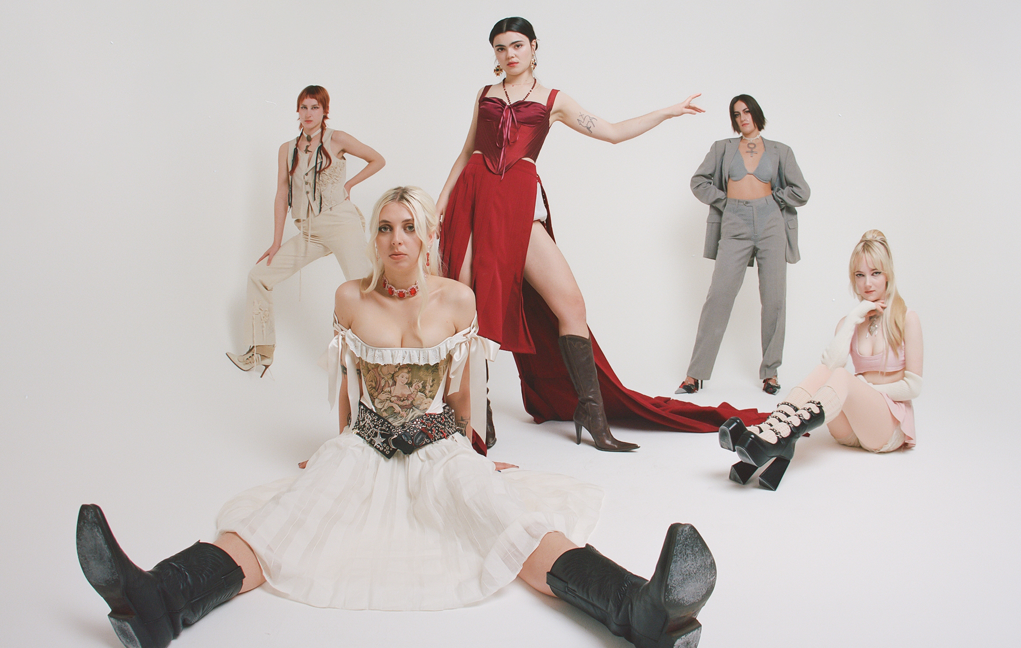 The Last Dinner Party (2023), photo by Phoebe Fox
