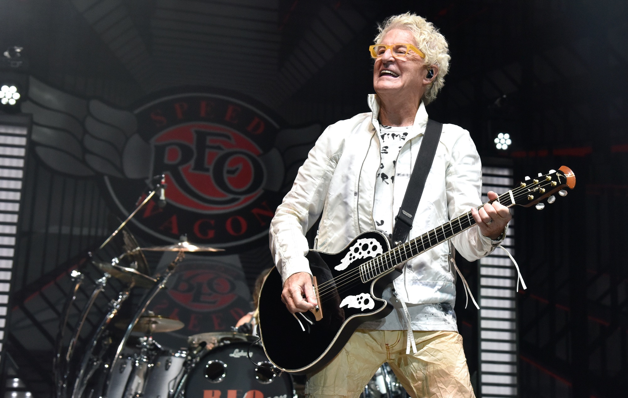 REO Speedwagon's Kevin Cronin performing live on stage, photo by Tim Mosenfelder/Getty
