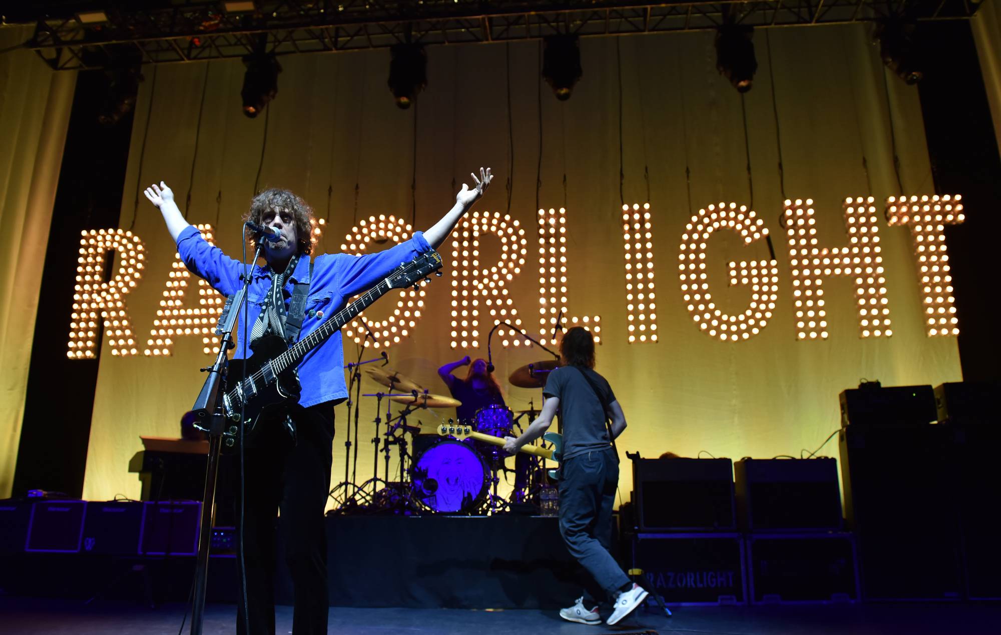 Johnny Borrell, Andy Burrows and Carl Dalemo of Razorlight perform on stage at the Eventim Apollo on May 12, 2023 in London, England. (Photo by C Brandon/Redferns)