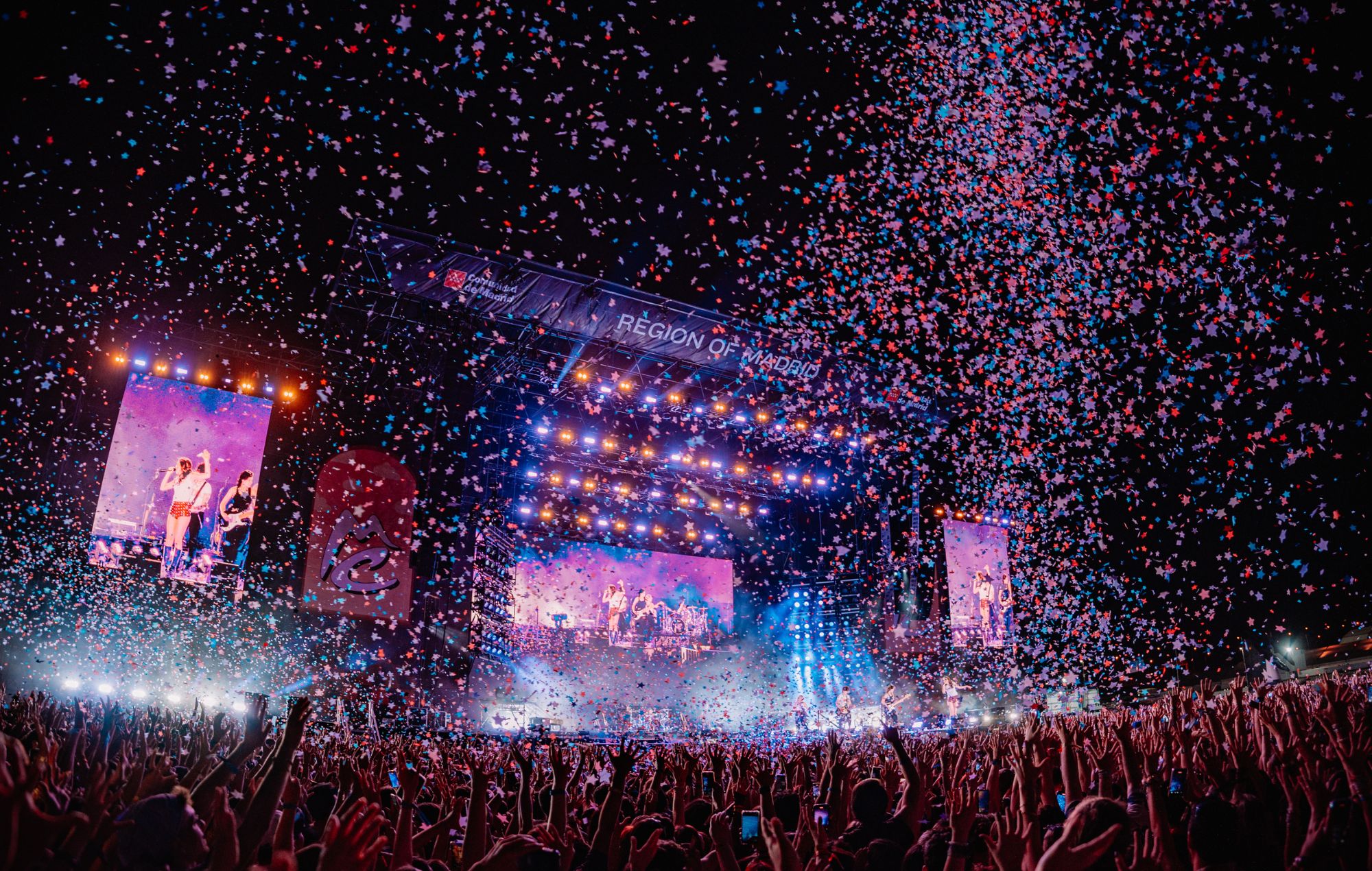 The crowd for Olivia Rodrigo at Mad Cool 2025. CREDIT: luiscarbxnell