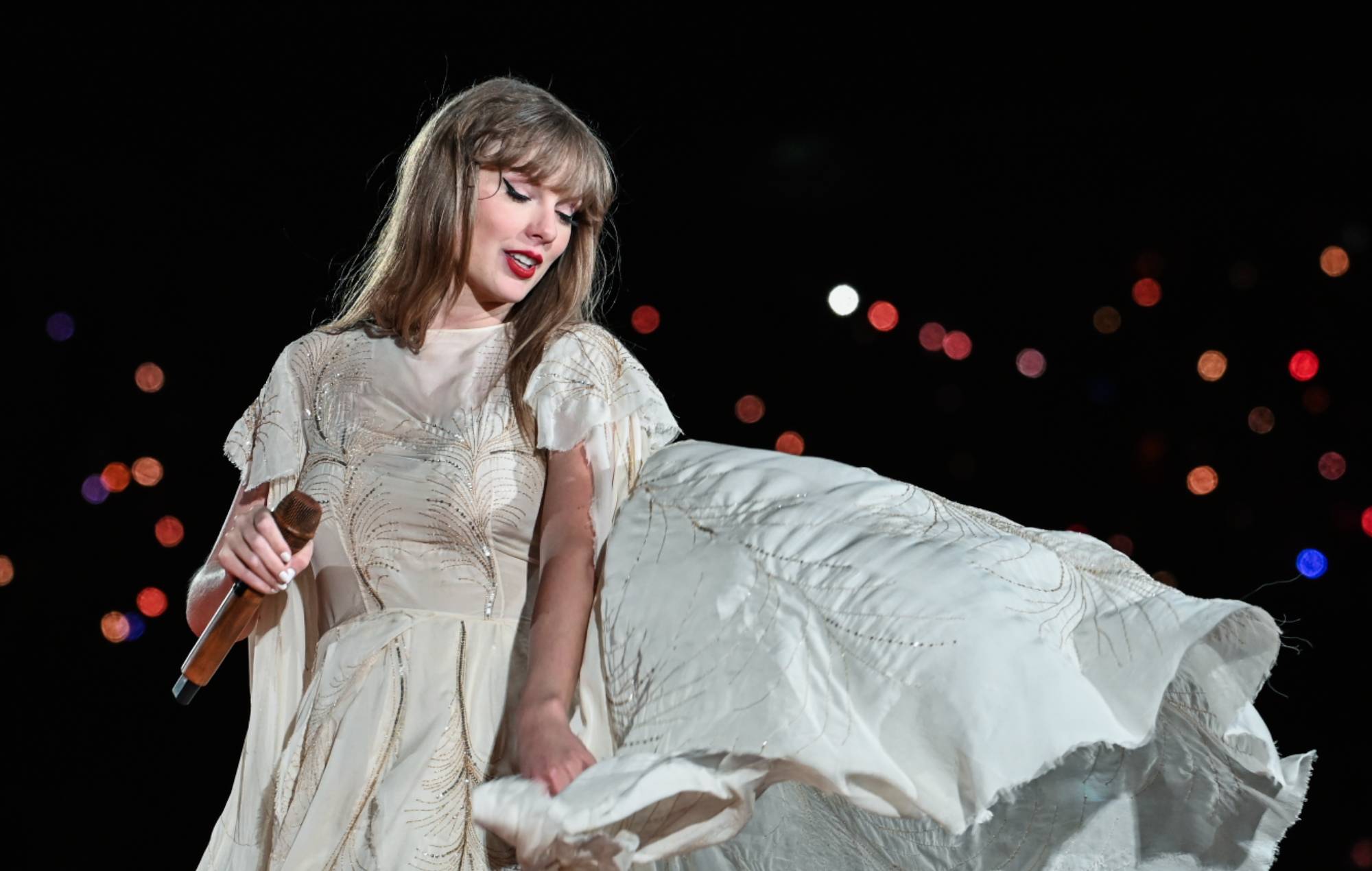 Taylor Swift performs at Estadio da Luz on May 24, 2024 in Lisbon, Portugal. (Photo by Pedro Gomes/TAS24/Getty Images for TAS Rights Management)