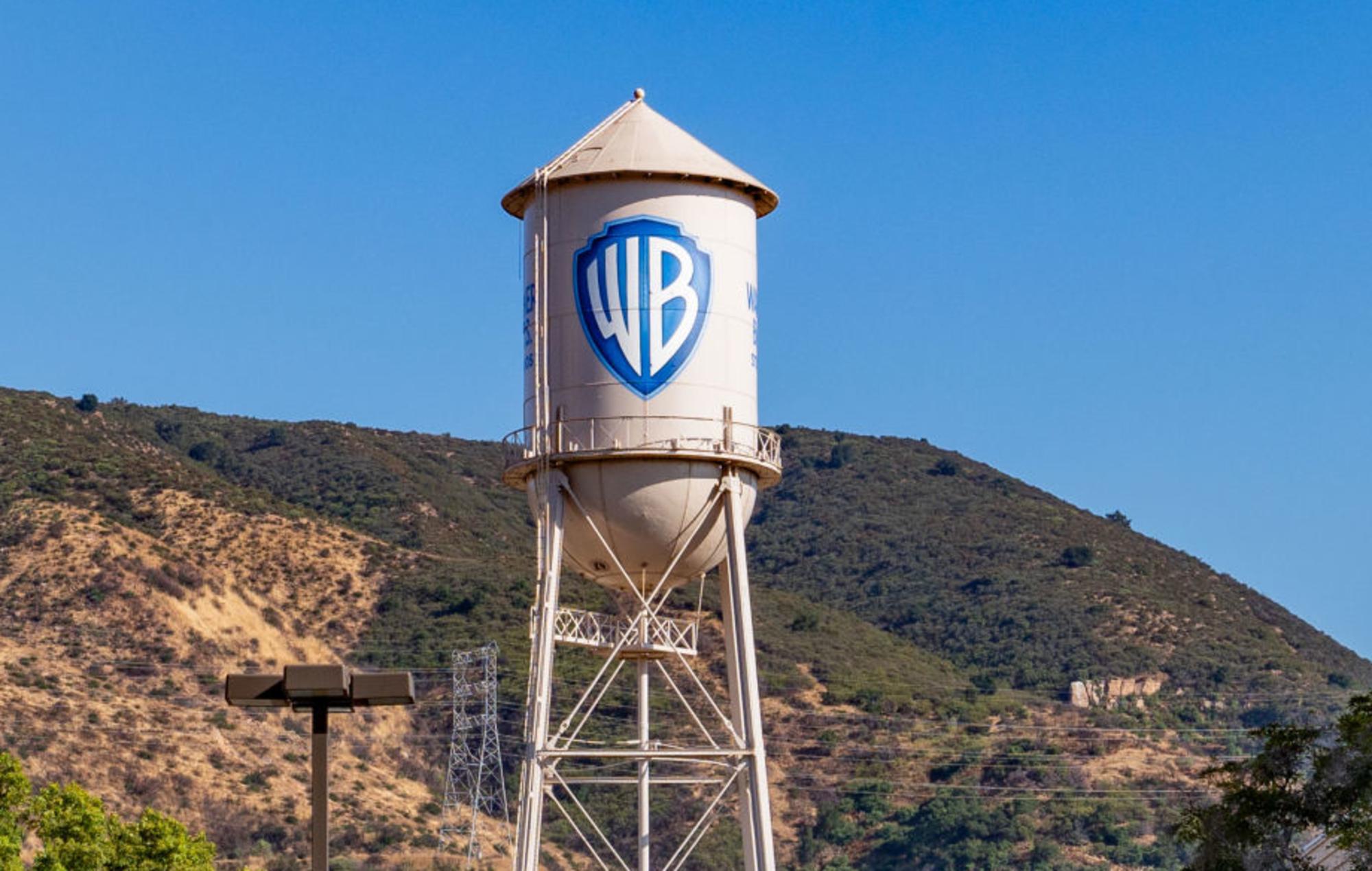 Warner Bros. studio - coronavirus