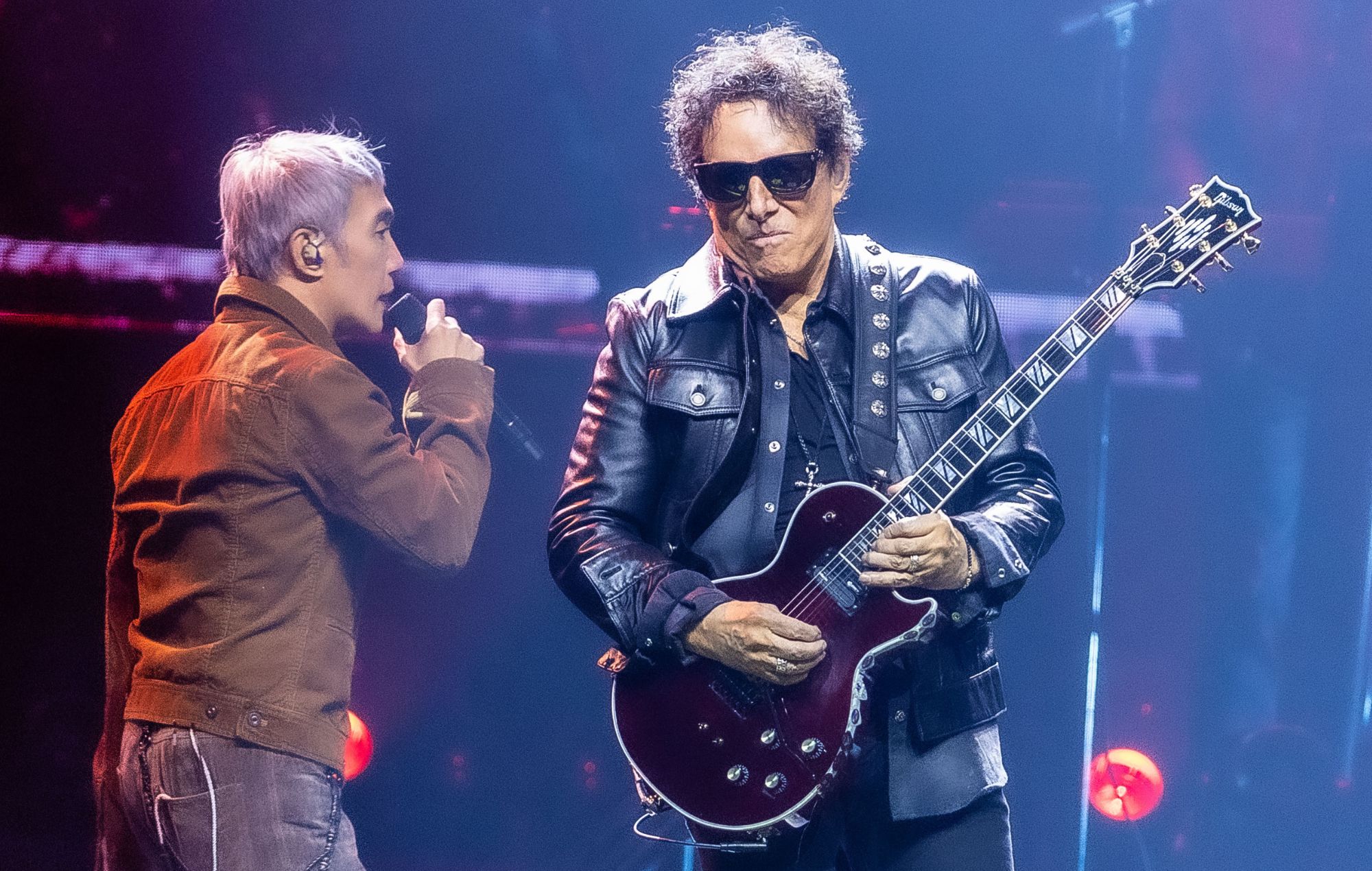 Arnel Pineda (L) and Neal Schon of Journey
