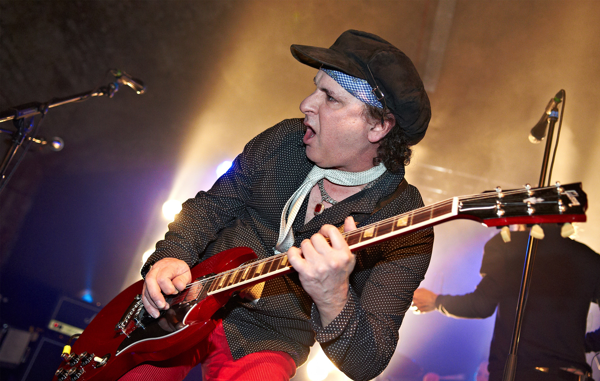 New York Dolls guitarist Sylvain Sylvain tribute concert event Debbie Harry Thurston Moore