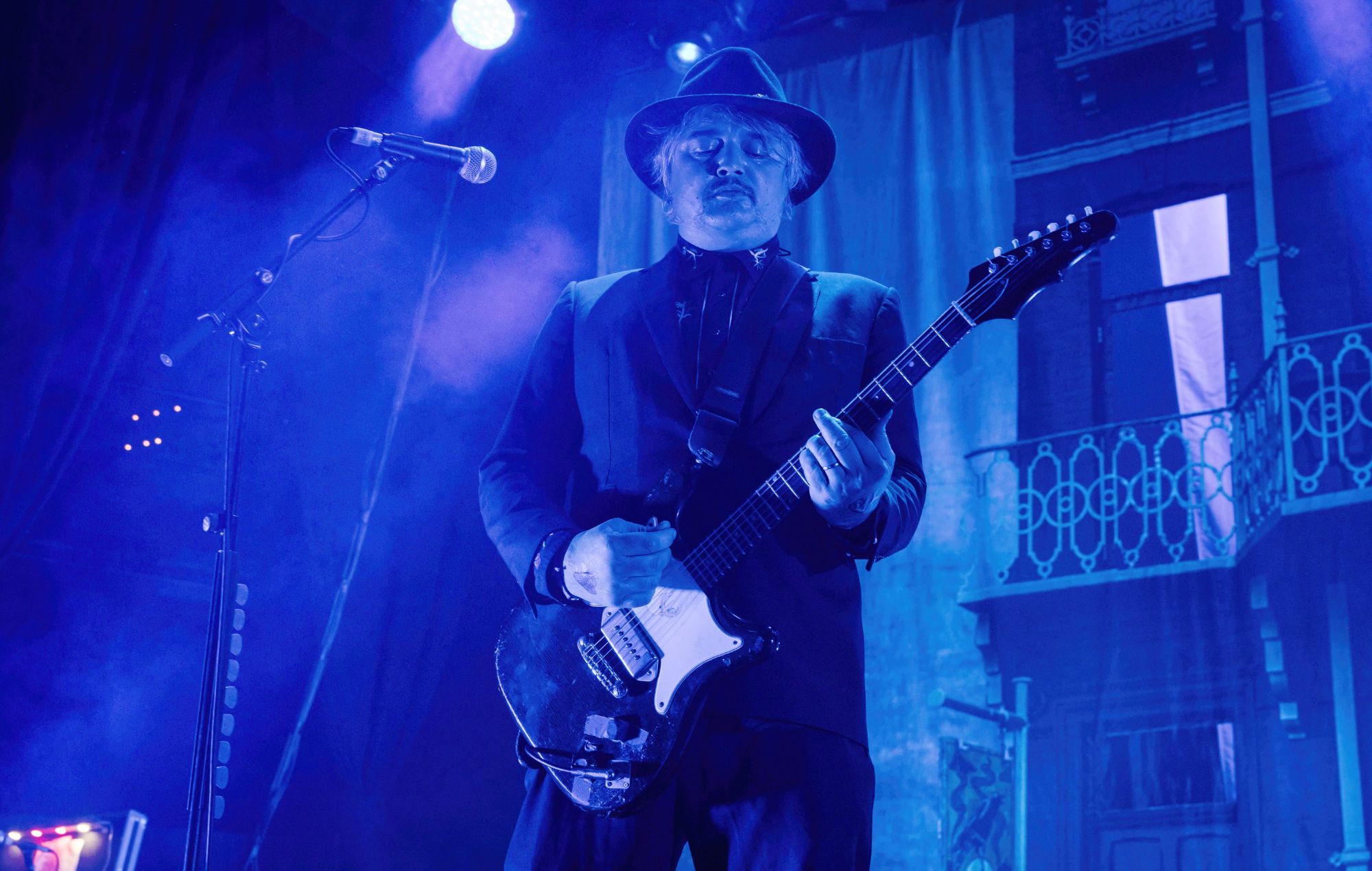 Pete Doherty performs live in 2025