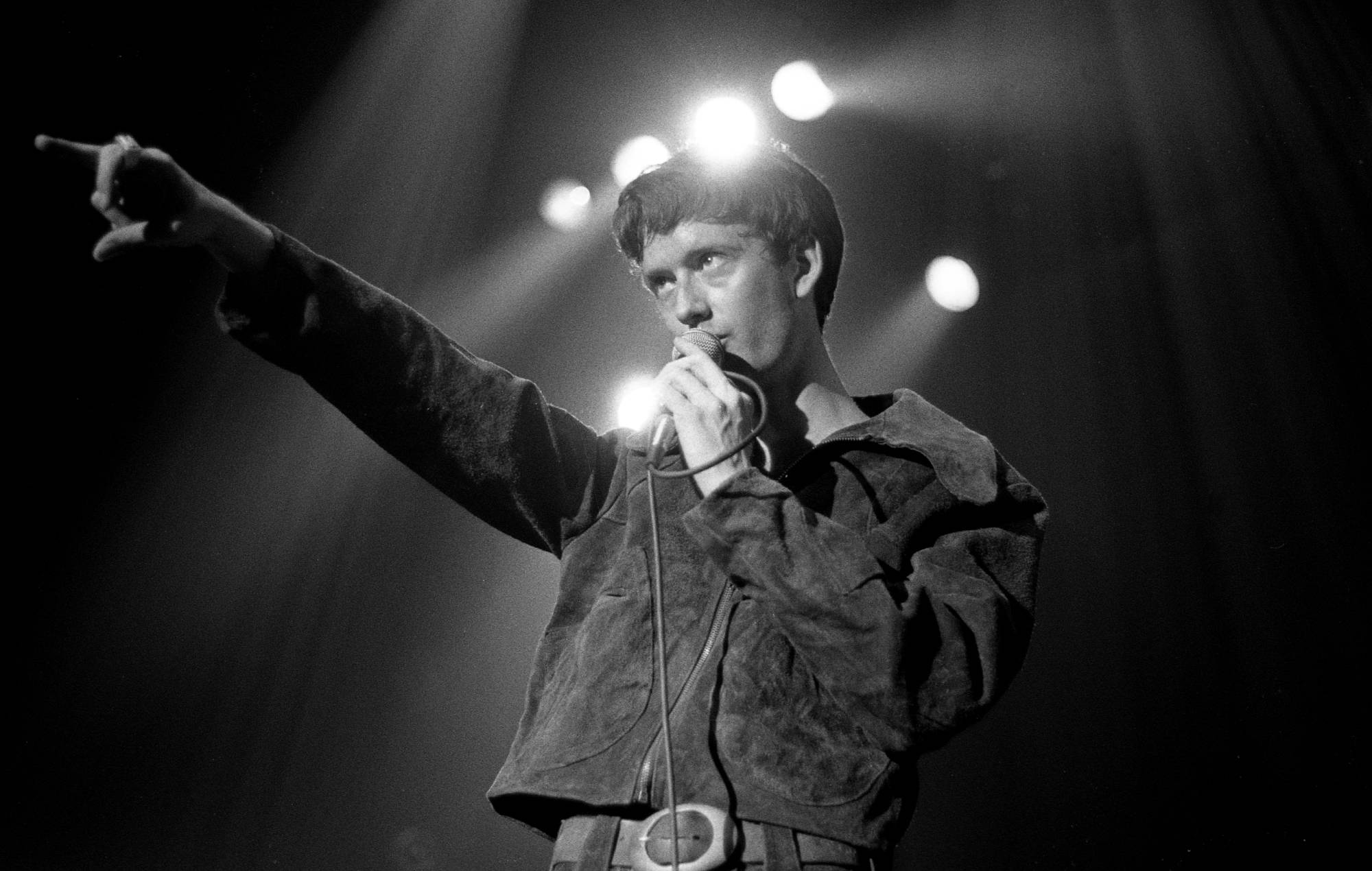Pulp perform on stage at The Town and Country Club (now The Forum), Kentish Town , United Kingdom, 1991. (Photo by Martyn Goodacre/Getty Images)