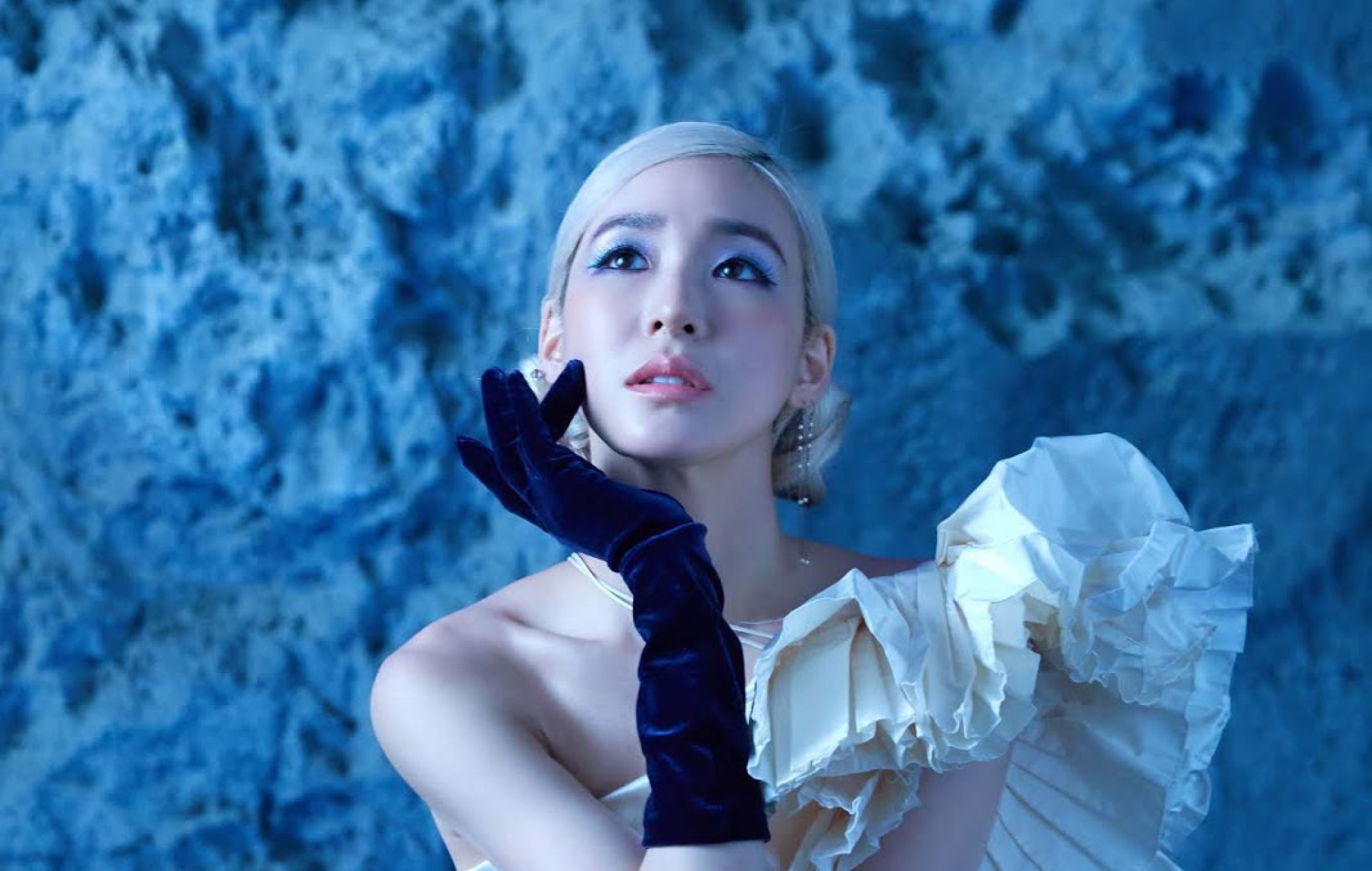 tiffany young girls generation all i want for christmas is you mariah cover
