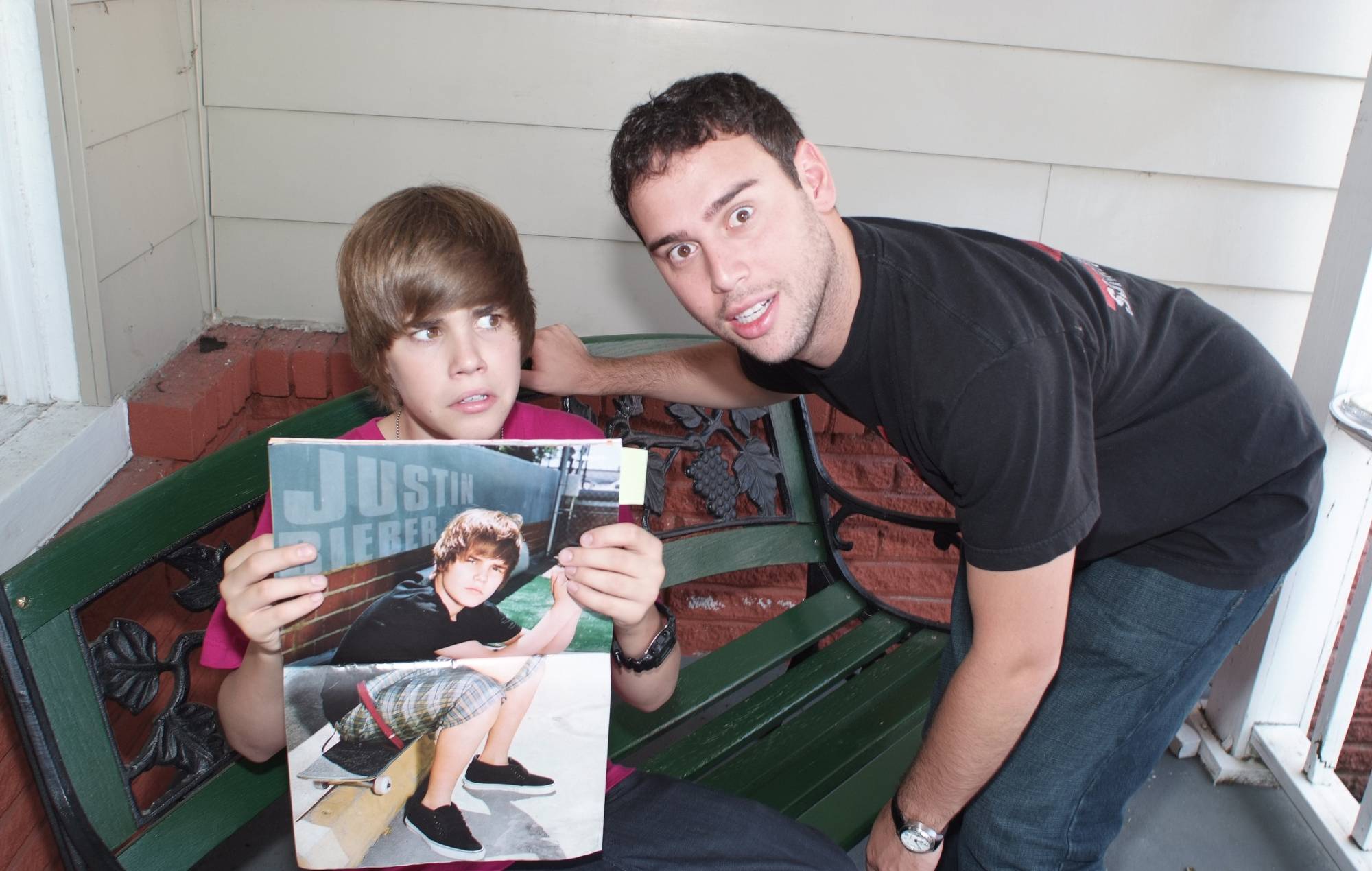 Justin Bieber musician and Scooter Braun pose for a portrait on the set of the music video One Less Lonely Girl in Watertown, Tennessee on September 12, 2009. (Photo by Micah Smith/Getty Images)